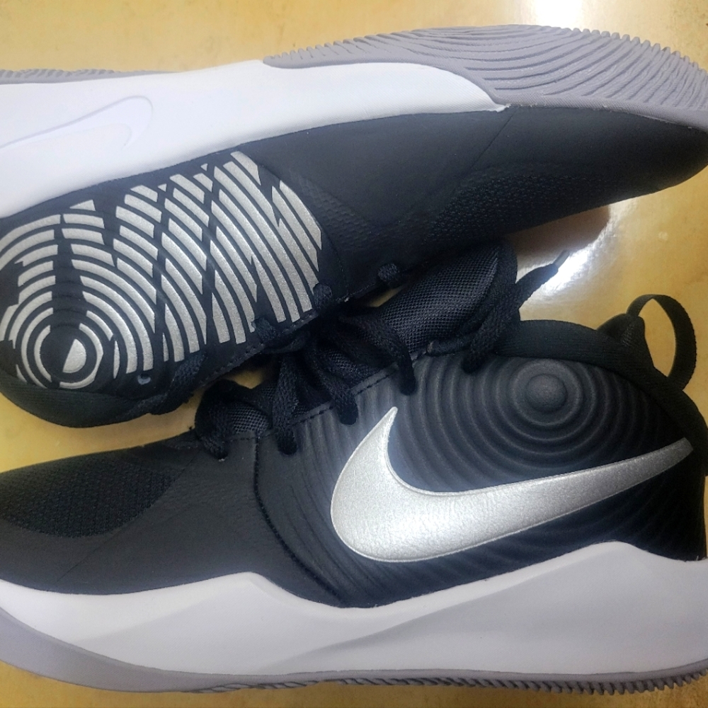 New Nike Size 7 No box, never worn